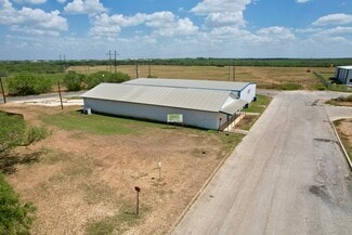 More details for 1375 Junior Blvd, Pleasanton, TX - Flex for Lease