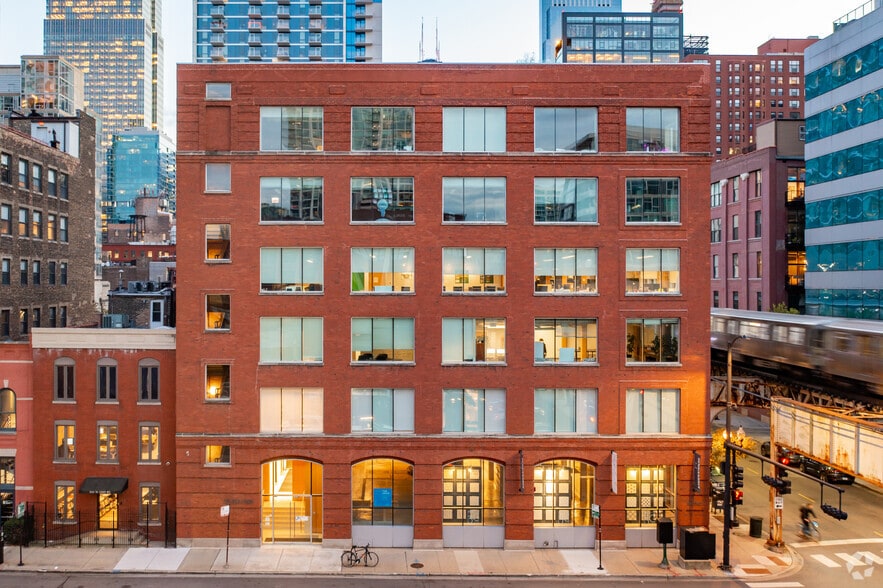 225 W Ohio St, Chicago, IL for lease - Building Photo - Image 3 of 4