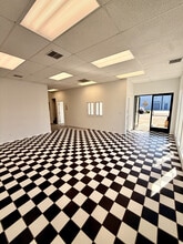 21 Golden Gate Dr, San Rafael, CA for lease Interior Photo- Image 2 of 10