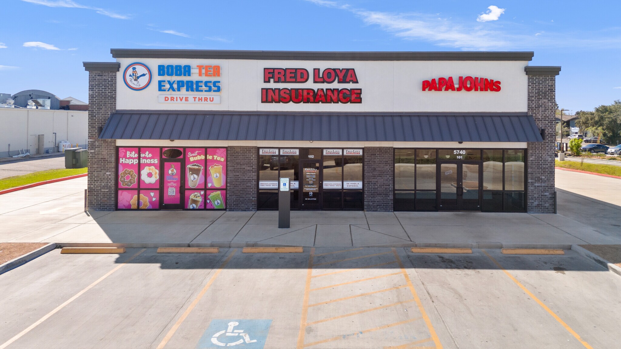 5740 Ruben M Torres Blvd, Brownsville, TX à louer Photo principale- Image 1 de 22