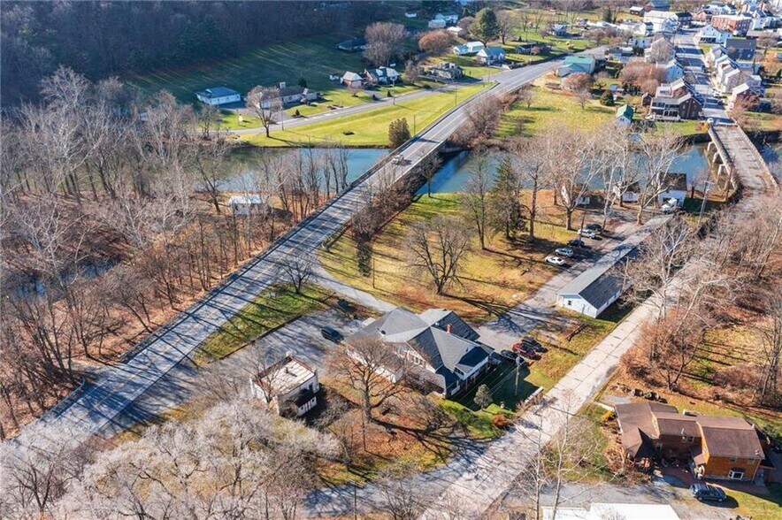 1563 Old U.S. 22, Lenhartsville, PA à vendre - Photo du bâtiment - Image 1 de 49