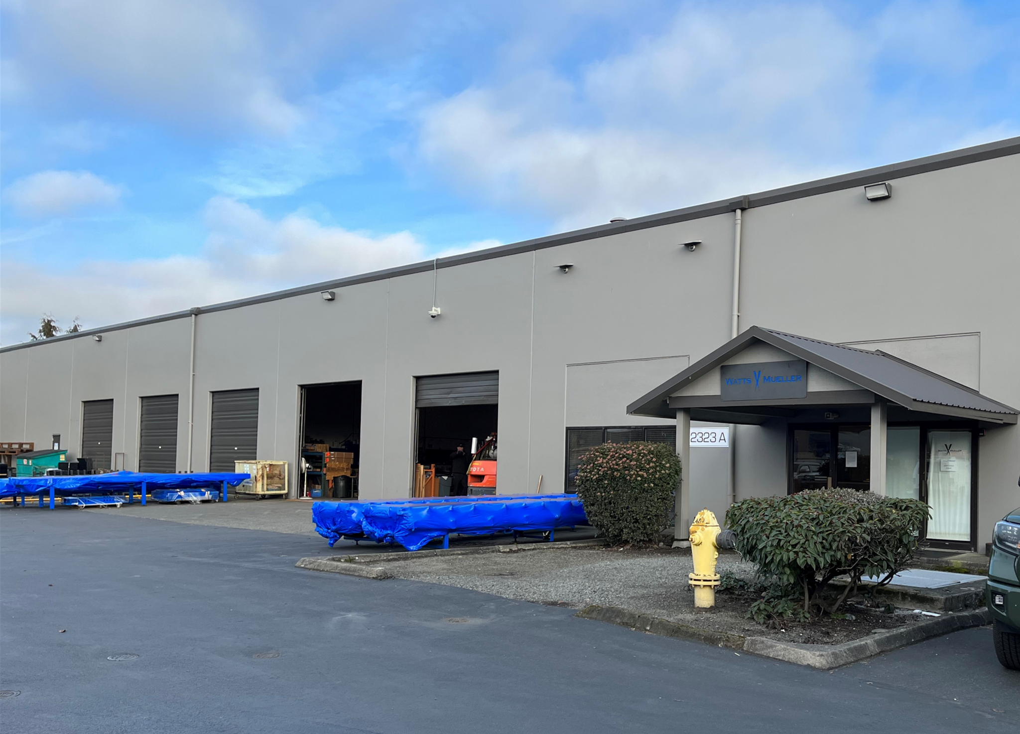 2323 E Pioneer Ave, Puyallup, WA for lease Building Photo- Image 1 of 7