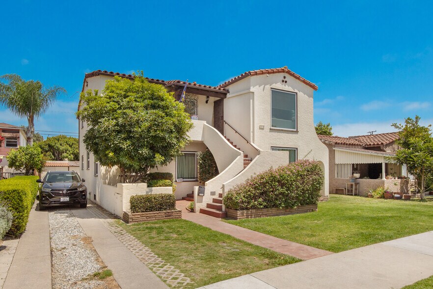 2250 Magnolia Ave, Long Beach, CA à vendre - Photo du bâtiment - Image 2 de 34