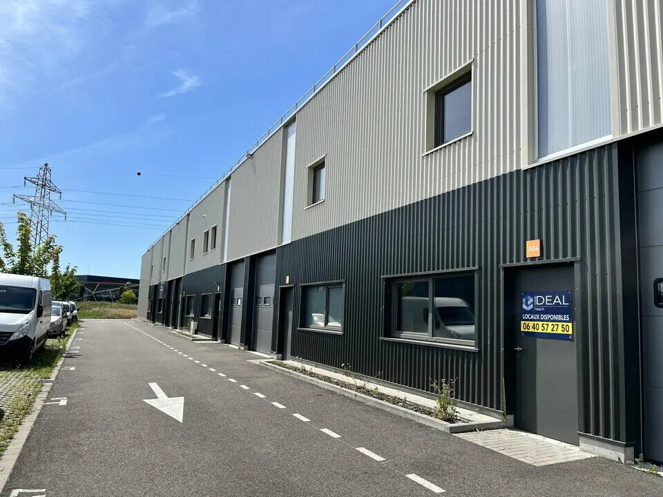 Flex dans Holtzheim à louer Photo du bâtiment- Image 1 de 12