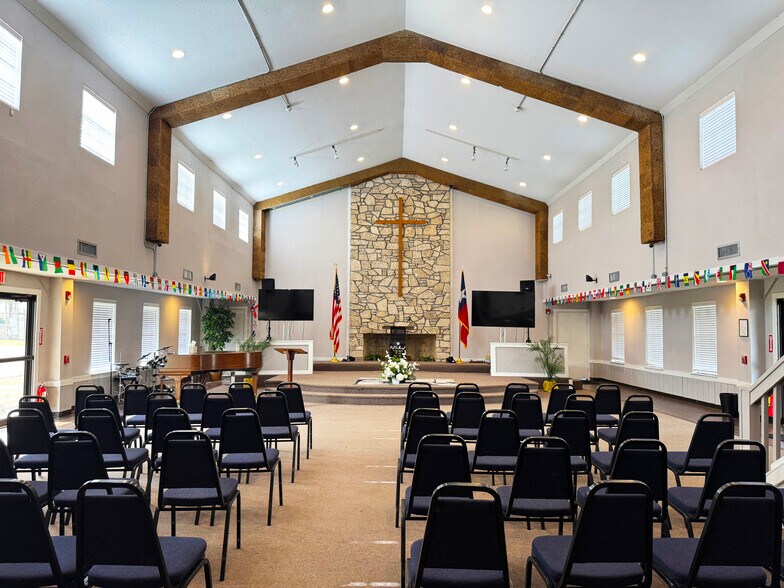 7400 Eldridge Pky, Houston, TX à vendre - Photo du bâtiment - Image 2 de 19