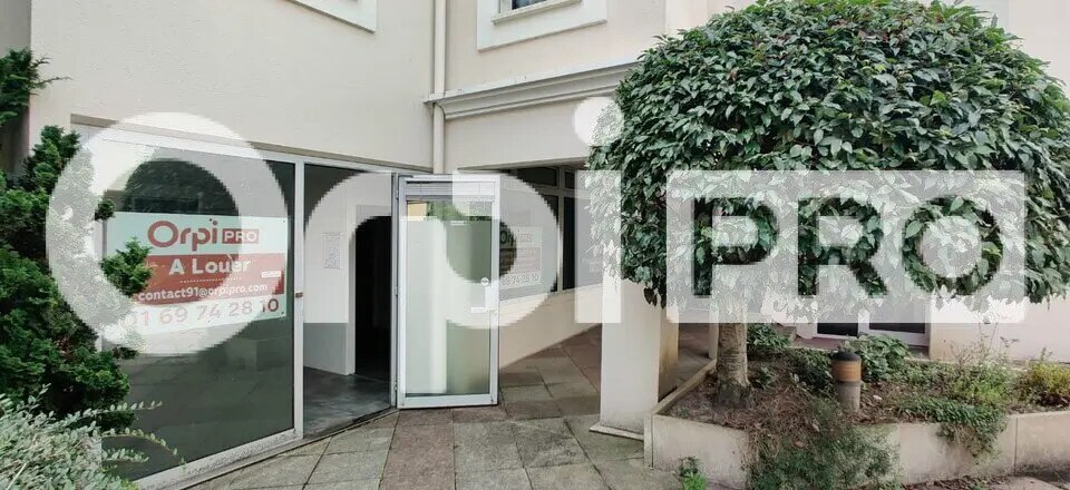 Flex dans Verrières-le-Buisson à louer Photo du bâtiment- Image 1 de 10