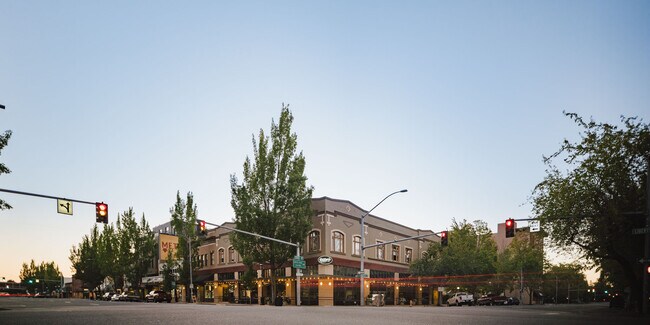 Plus de détails pour 447 State St, Salem, OR - Bureau à louer