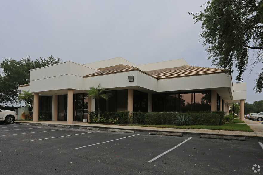 5511 S Congress Ave, Atlantis, FL for lease - Primary Photo - Image 1 of 4