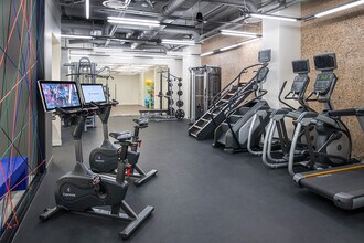 1100 17th St NW, Washington, DC for lease Interior Photo- Image 2 of 4
