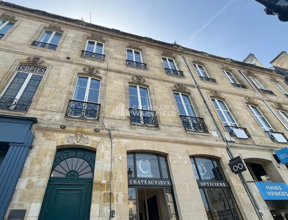 Bureau dans Bordeaux à louer Photo du bâtiment- Image 1 de 7