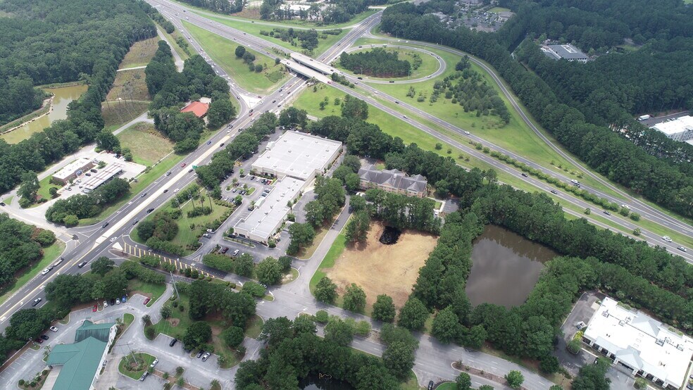 109 Okatie Center Blvd, Bluffton, SC à vendre - Photo du bâtiment - Image 1 de 3