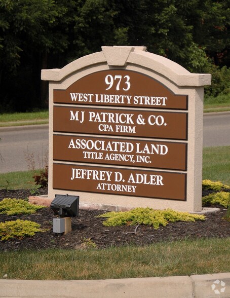 973 W Liberty St, Hubbard, OH à louer - Autre - Image 2 de 10