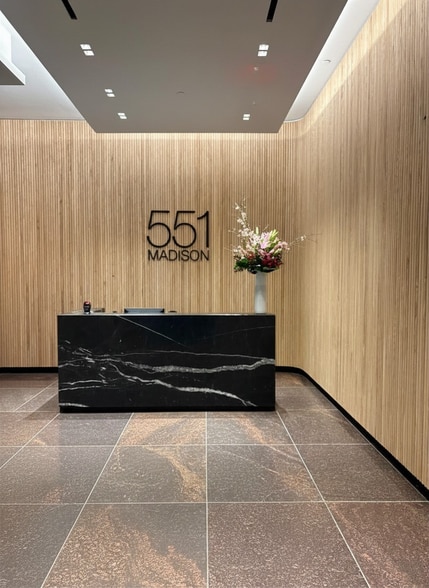 551 Madison Ave, New York, NY for lease - Building Photo - Image 2 of 11