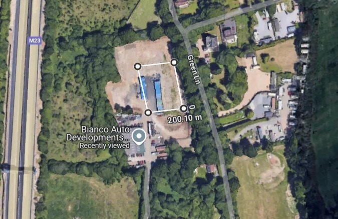 Green Ln, Smallfield à louer - Photo du bâtiment - Image 2 de 6