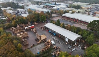 Plus de détails pour Fairfax Rd, Newton Abbot - Industriel à louer