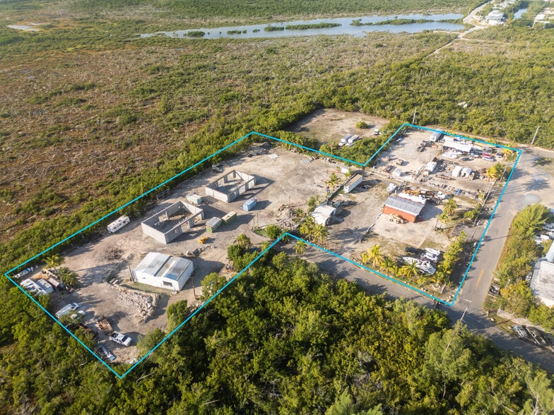 30230 Paradise Ln, Big Pine Key, FL for sale - Building Photo - Image 1 of 13