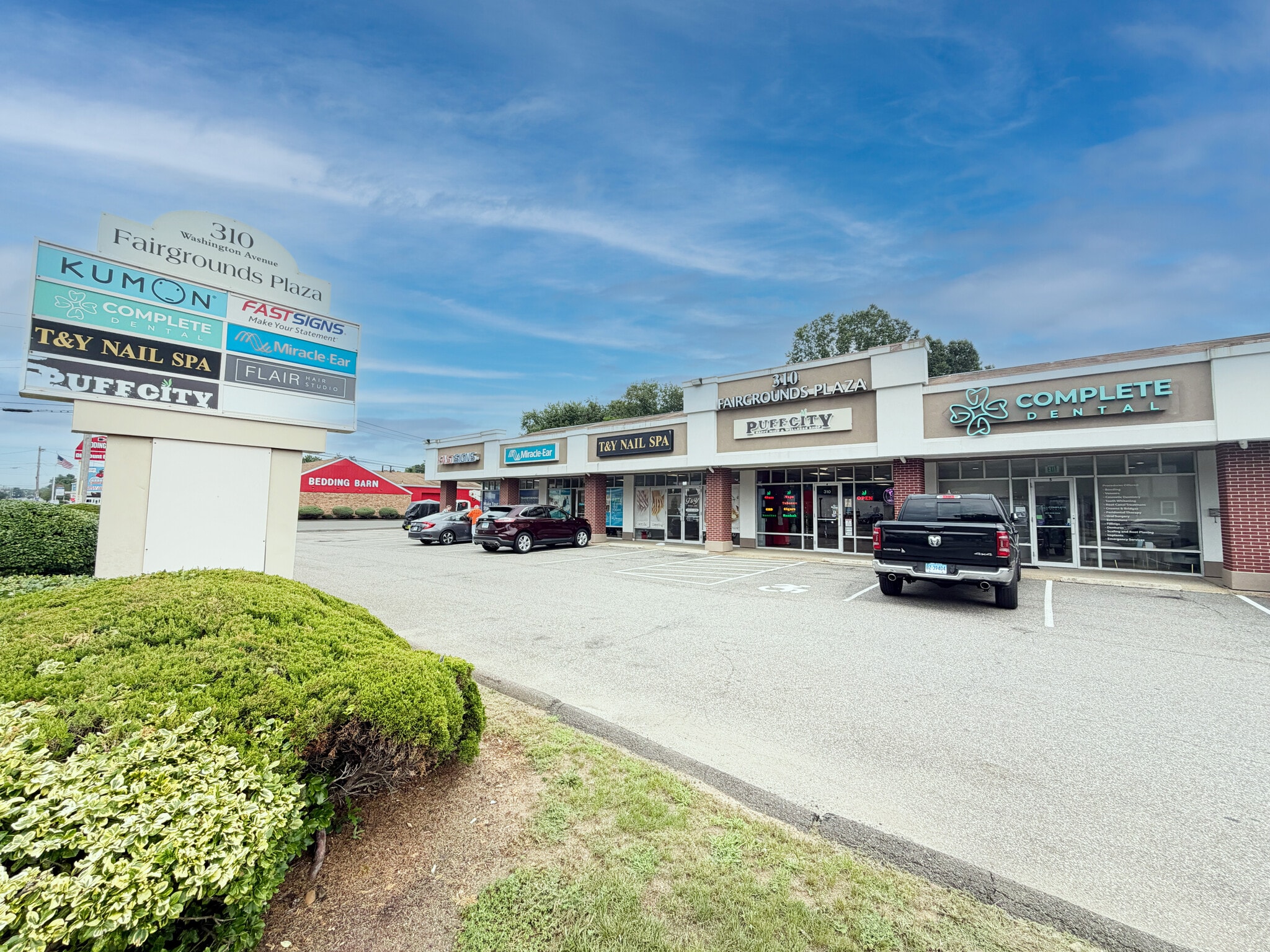 310 Washington Ave, North Haven, CT for lease Interior Photo- Image 1 of 12