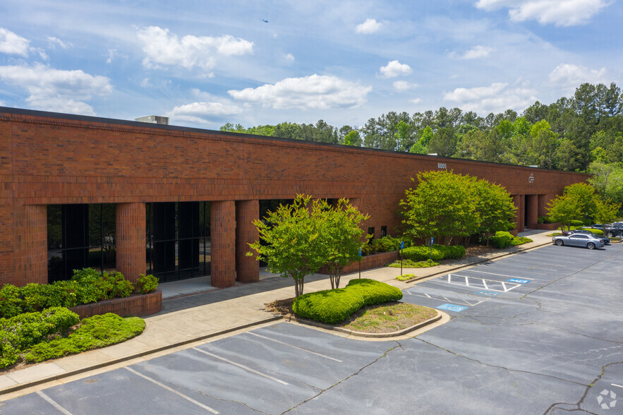 8005 Second Flags Dr, Austell, GA for lease - Building Photo - Image 1 of 5