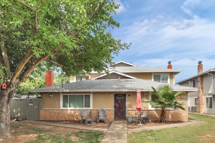 5731-5749 Blachly Way, Sacramento, CA à vendre - Photo du bâtiment - Image 2 de 19