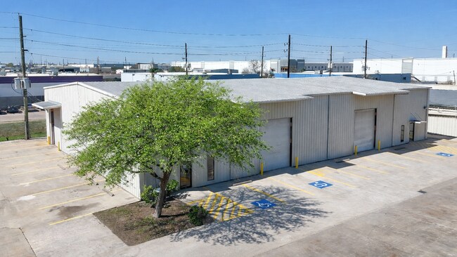 More details for 13404 Redfish Ln, Stafford, TX - Industrial for Lease