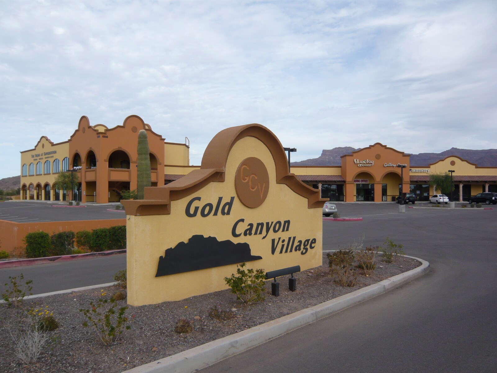 6900 E US Highway 60, Gold Canyon, AZ à louer Photo du bâtiment- Image 1 de 11