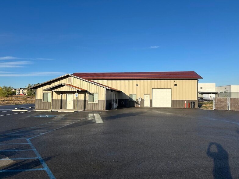 1622 S Williams Ln, Spokane, WA à louer - Photo du bâtiment - Image 3 de 12
