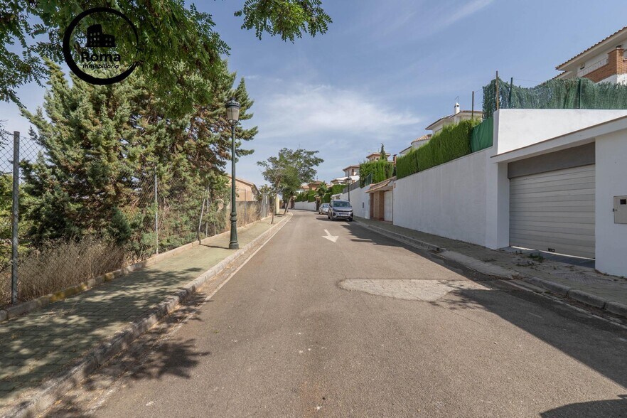 Calle Malva, 69A, Villa de Otura, Granada for sale - Building Photo - Image 2 of 33