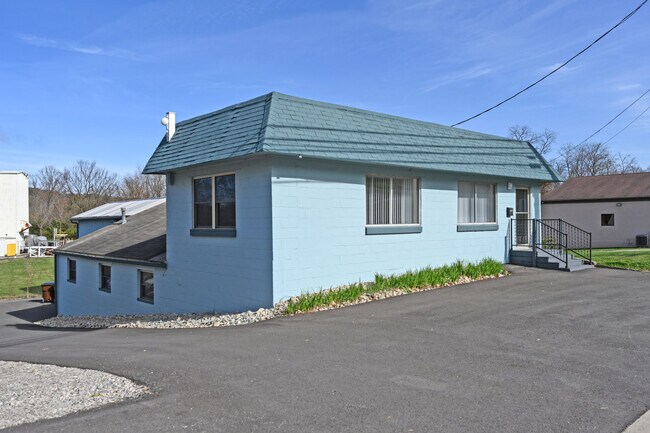 Plus de détails pour 340 W Main St, Batavia, OH - Industriel à vendre