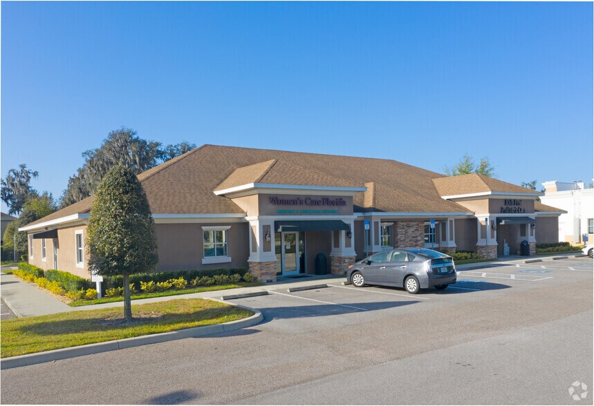 16301 Fishhawk Blvd, Lithia, FL à louer - Photo du bâtiment - Image 3 de 12
