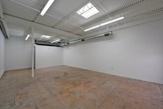 1520 Center St, Houston, TX for lease Interior Photo- Image 2 of 4