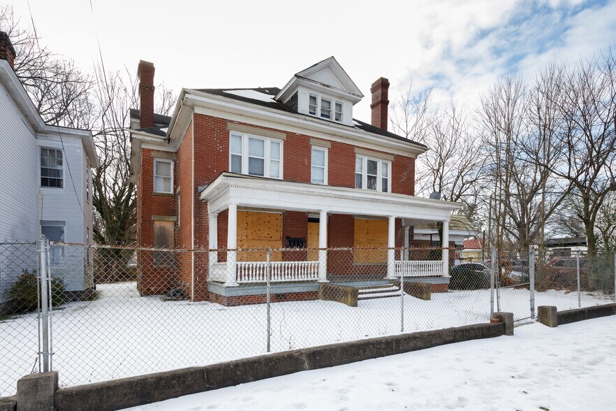 716 W Washington St, Petersburg, VA à vendre - Photo du bâtiment - Image 3 de 10