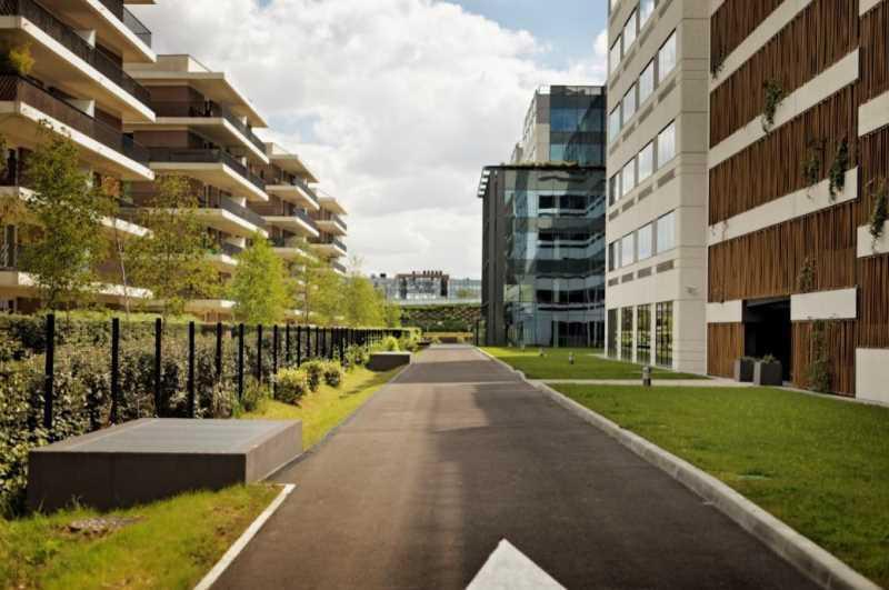 35 Avenue Louis Bréguet, Vélizy-Villacoublay à louer - Photo du bâtiment - Image 3 de 5