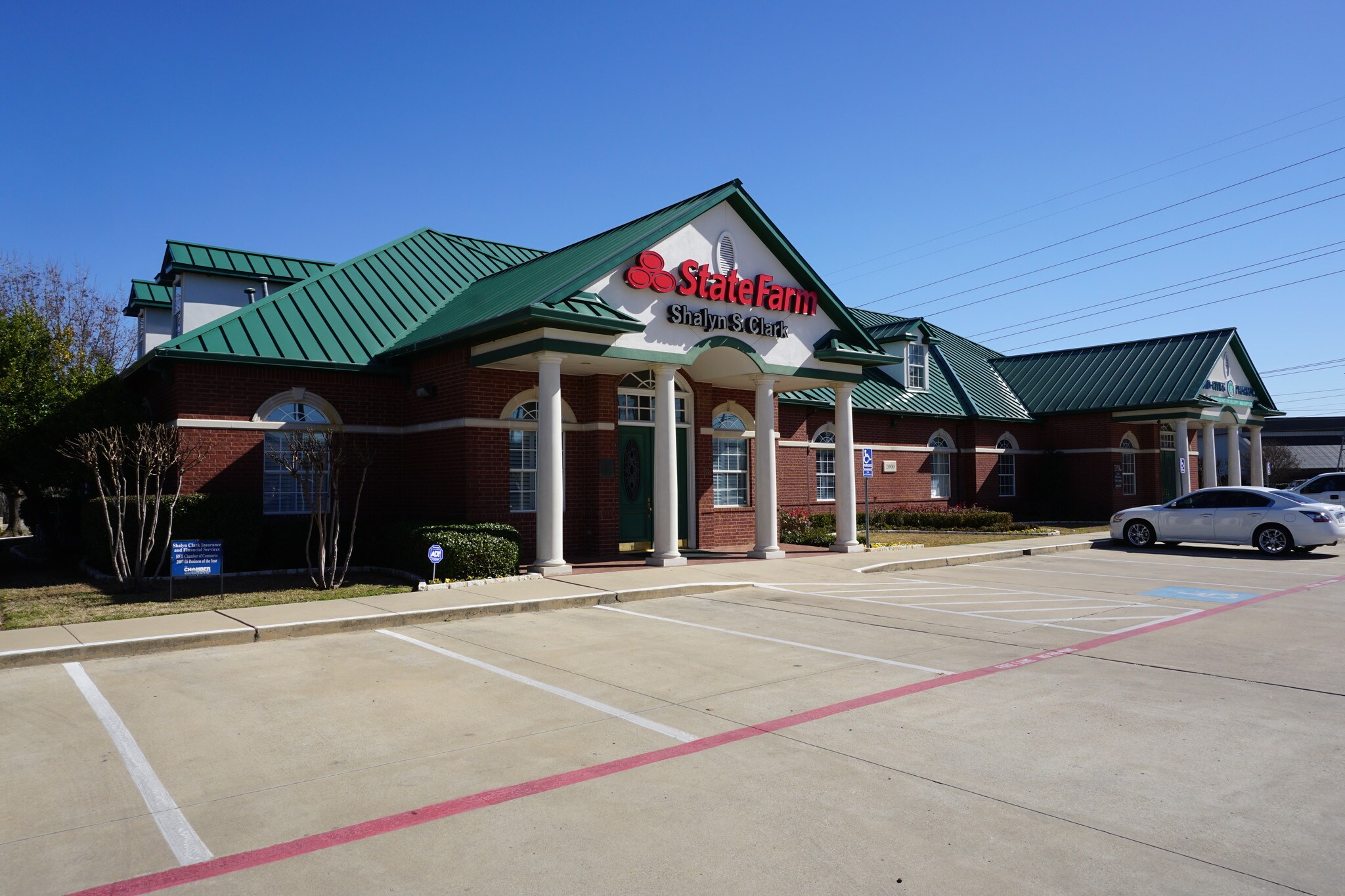 2000 Precinct Line Rd, Hurst, TX for lease Building Photo- Image 1 of 8