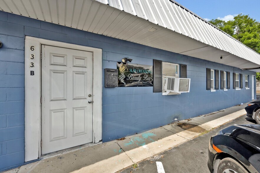 633 S Woodland Blvd, Deland, FL à vendre - Photo du bâtiment - Image 2 de 11