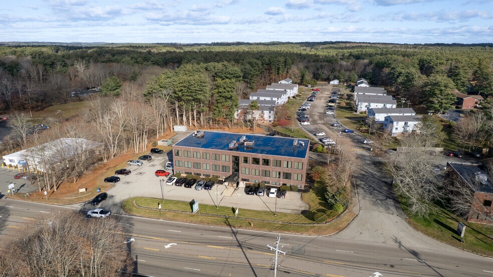 1020 Plain St, Marshfield, MA à louer - Photo du bâtiment - Image 2 de 13