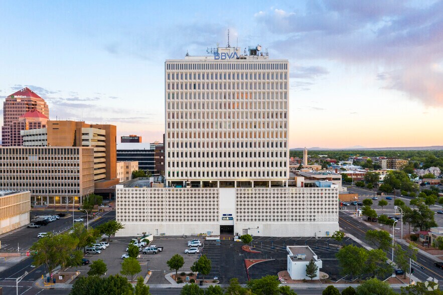 505 Marquette Ave NW, Albuquerque, NM à louer - Photo principale - Image 1 de 14