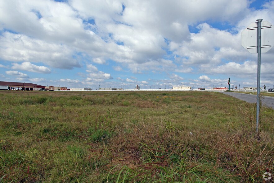 9275 N Owasso Expy, Owasso, OK à vendre - Photo du bâtiment - Image 2 de 3