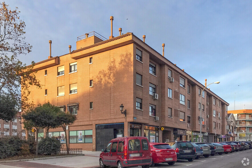 Avenida Francisco Javier Sauquillo, 29, Fuenlabrada, Madrid à louer - Photo du bâtiment - Image 2 de 2