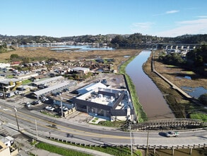 200 Shoreline Hwy, Mill Valley, CA à vendre Photo intérieure- Image 2 de 6