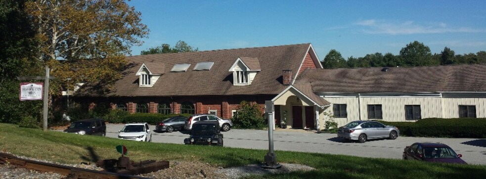 100 W Rockland Rd, Montchanin, DE à louer - Photo du bâtiment - Image 2 de 6