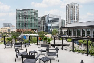 615 Channelside Dr, Tampa, FL à louer Photo intérieure- Image 2 de 10