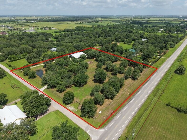 32956 Londonderry Dr, Waller, TX à vendre - Photo du bâtiment - Image 2 de 20