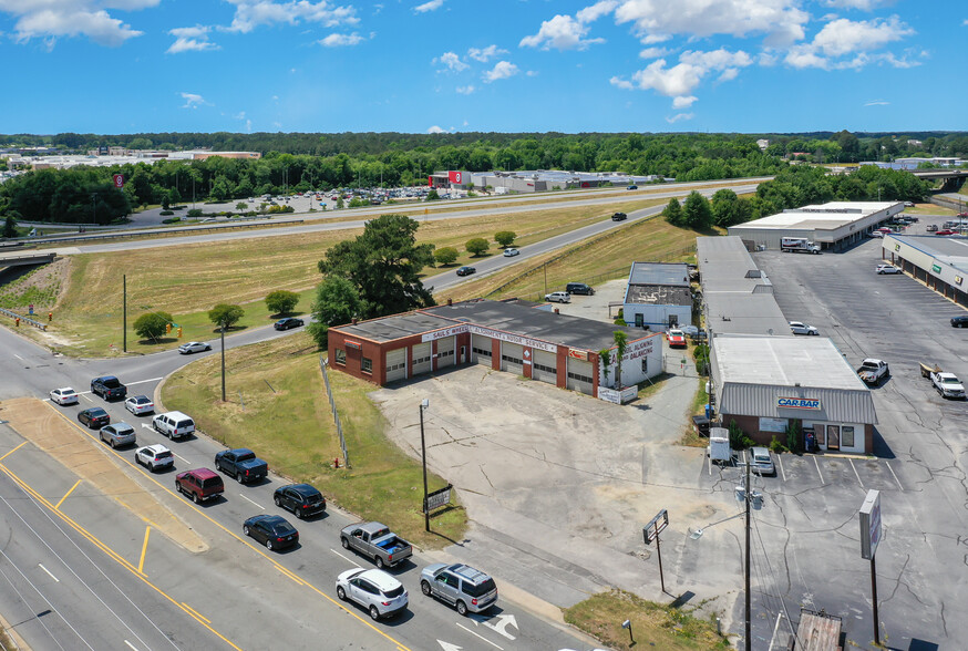 1001 N Berkeley Blvd, Goldsboro, NC à vendre - Photo du b timent - Image 1 de 9