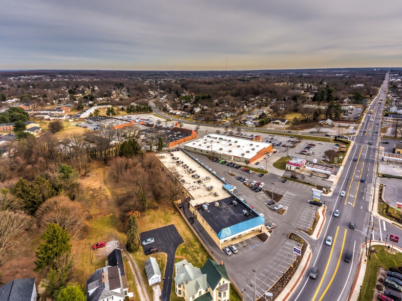 2-152 Chartley Dr, Reisterstown, MD for lease - Building Photo - Image 3 of 11