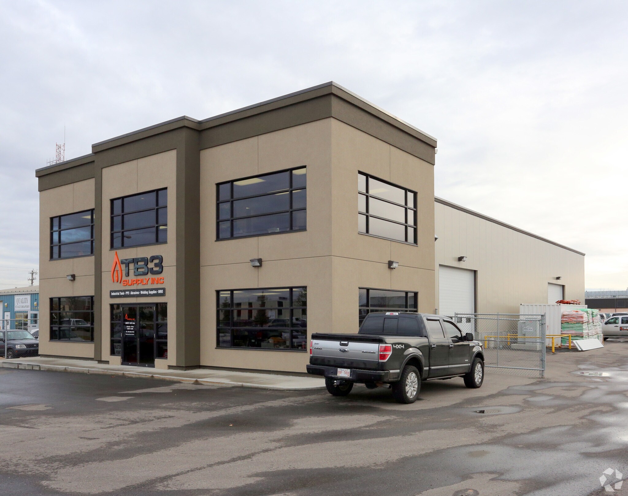 18037 105th Ave NW, Edmonton, AB à vendre Photo principale- Image 1 de 1