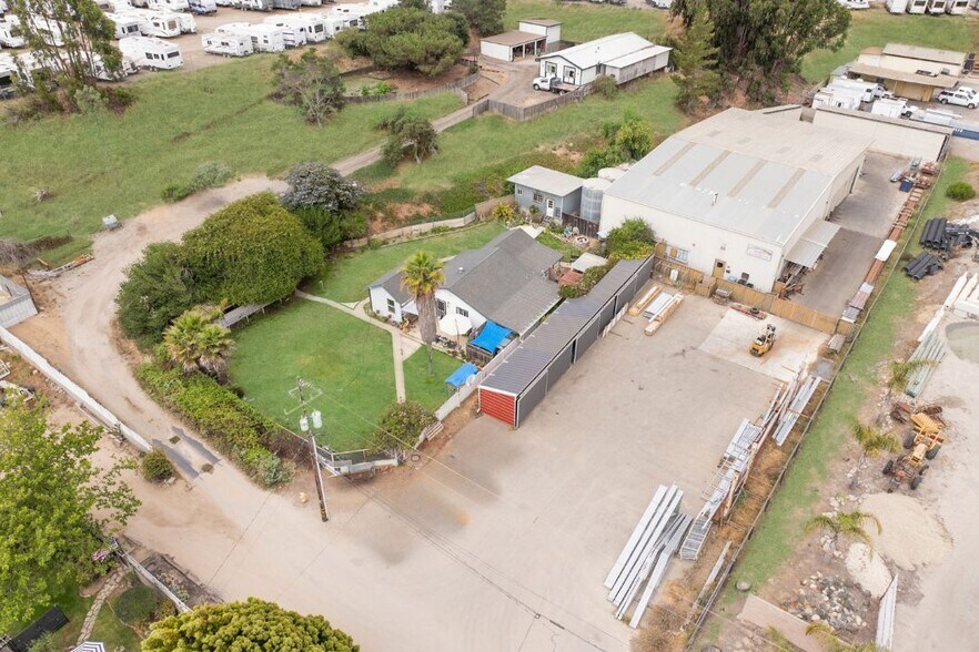 748 Garrett Ln, Arroyo Grande, CA à vendre - Photo du bâtiment - Image 2 de 36