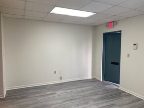 6901-6989 NW 82nd Ave, Miami, FL for lease Interior Photo- Image 2 of 13