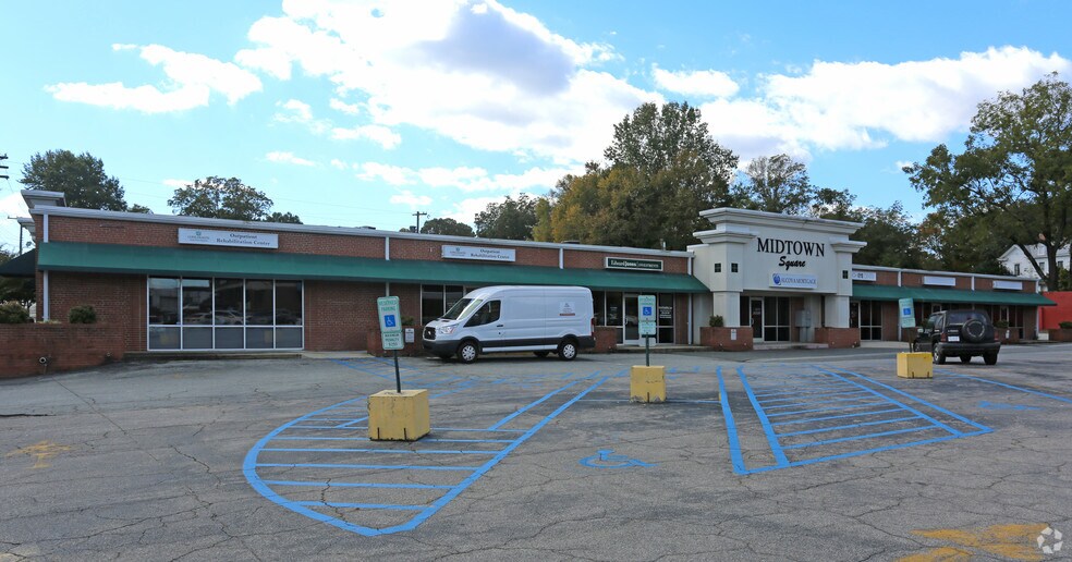 730 S Scales St, Reidsville, NC à louer - Photo du bâtiment - Image 2 de 4