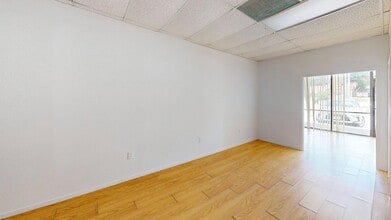 6220 Binz Engleman Rd, San Antonio, TX for lease Interior Photo- Image 1 of 4