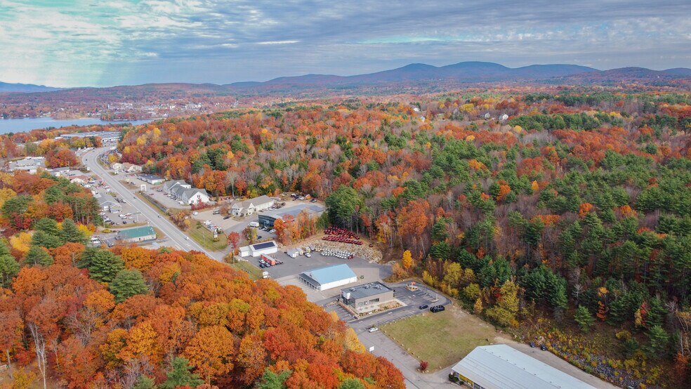 223 Daniel Webster Hwy, Belmont, NH à louer - Photo du bâtiment - Image 2 de 12